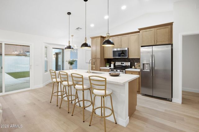 6401 W IRONWOOD Drive, Glendale, AZ 85302