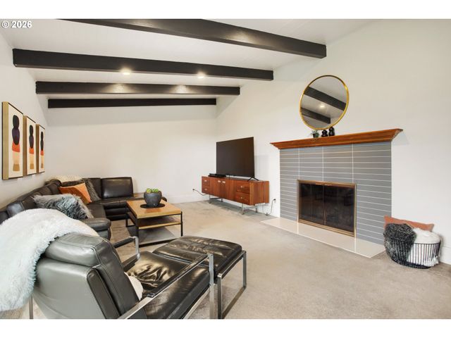 6255 Sw OLD SCHOLLS FERRY Rd, Portland, OR 97223