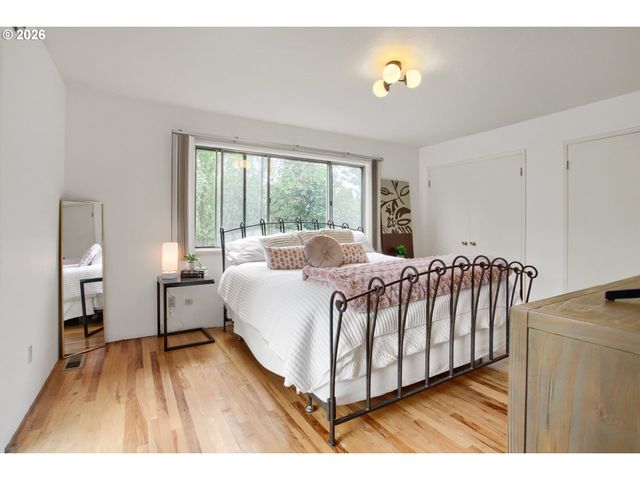 6255 Sw OLD SCHOLLS FERRY Rd, Portland, OR 97223