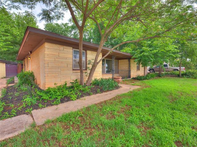 2016 W Noble Avenue, Guthrie, OK 73044