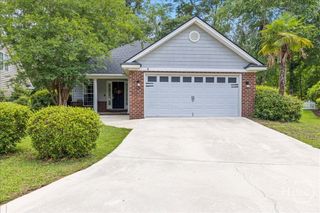 85 Oak Ridge Circle, Richmond Hill, GA 31324