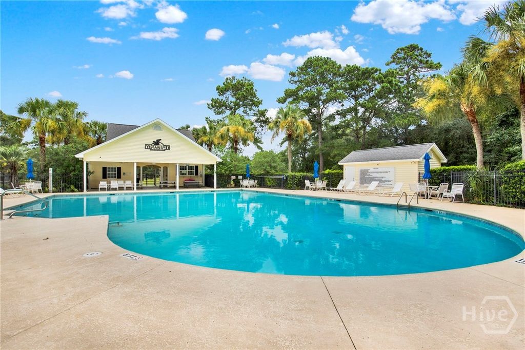Image 33 of property listing at 85 Oak Ridge Circle, Richmond Hill, GA 31324