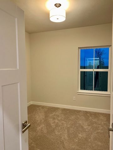 115 Moyer Hill Dr 1, Cranberry Twp, PA 16066