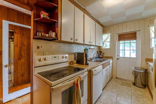 1257 CEDAR BAY Road, Jacksonville, FL 32218
