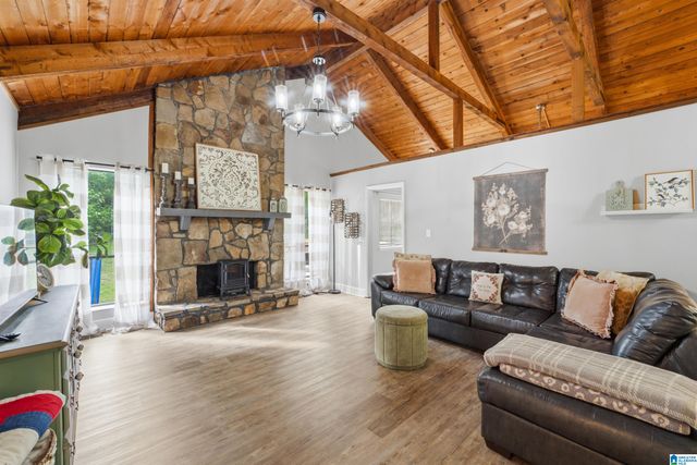 1031 KINGS FOREST DRIVE, Leeds, AL 35094