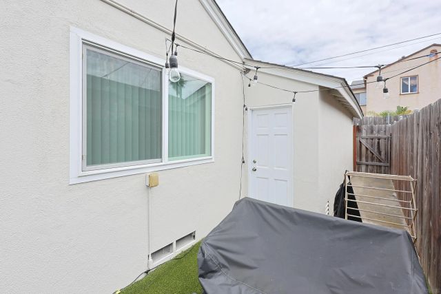3828-30 Udall St, Ocean Beach, CA 92107