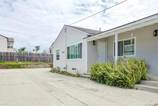 3828-30 Udall St, Ocean Beach, CA 92107