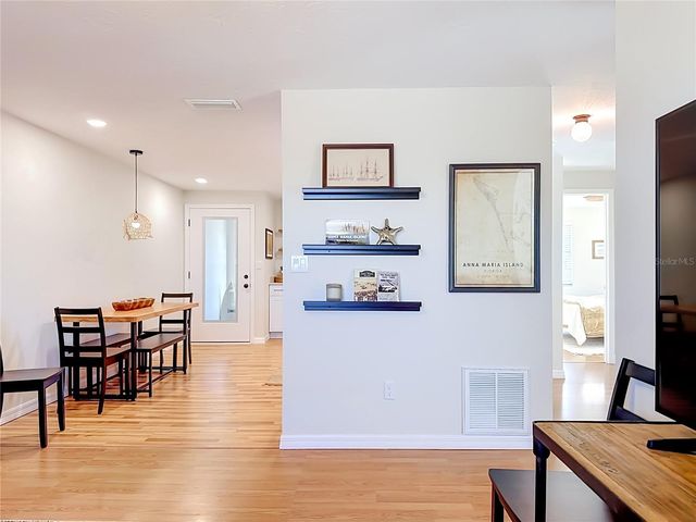 202 PEACOCK LANE B, Holmes Beach, FL 34217