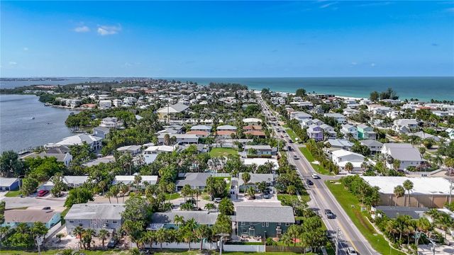 202 PEACOCK LANE B, Holmes Beach, FL 34217