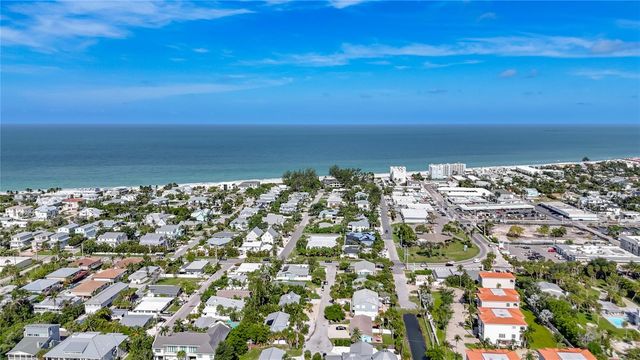 202 PEACOCK LANE B, Holmes Beach, FL 34217