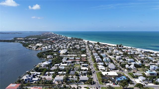 202 PEACOCK LANE B, Holmes Beach, FL 34217