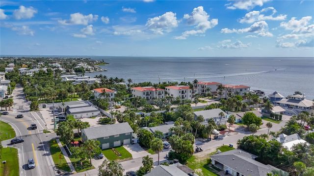 202 PEACOCK LANE B, Holmes Beach, FL 34217