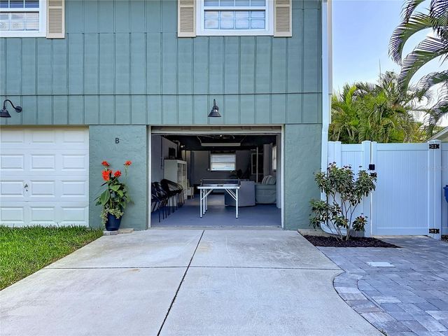 202 PEACOCK LANE B, Holmes Beach, FL 34217