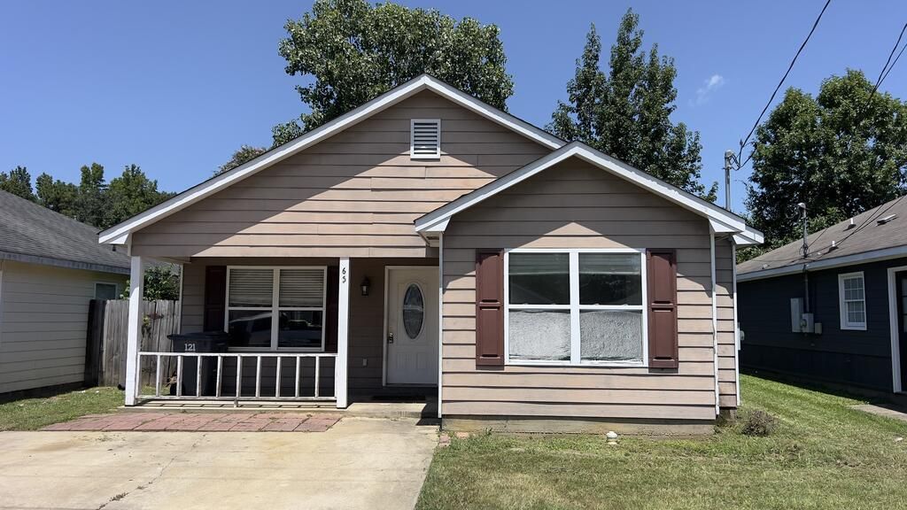 63 Ryan Loop, Phenix City, AL 36869