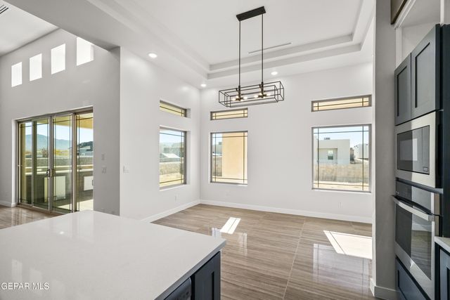 360 RIO DE JAZMIN Circle, El Paso, TX 79932