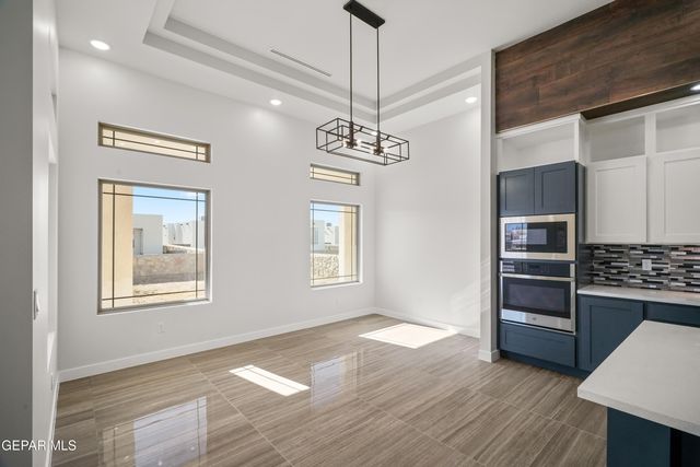 360 RIO DE JAZMIN Circle, El Paso, TX 79932