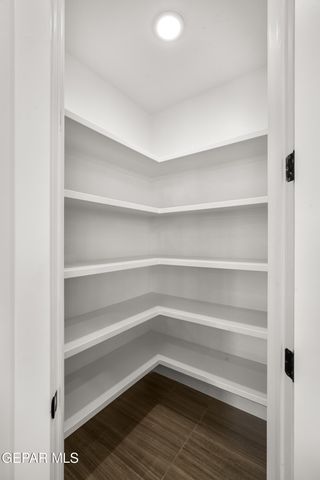 360 RIO DE JAZMIN Circle, El Paso, TX 79932