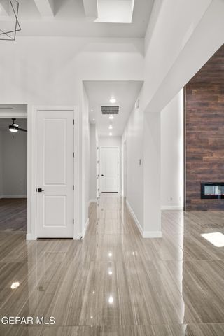 360 RIO DE JAZMIN Circle, El Paso, TX 79932