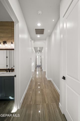 360 RIO DE JAZMIN Circle, El Paso, TX 79932