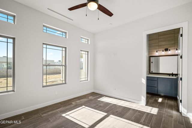 360 RIO DE JAZMIN Circle, El Paso, TX 79932