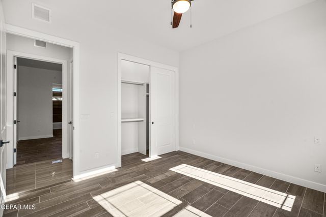 360 RIO DE JAZMIN Circle, El Paso, TX 79932