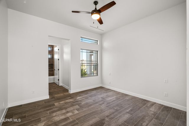 360 RIO DE JAZMIN Circle, El Paso, TX 79932