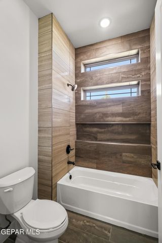 360 RIO DE JAZMIN Circle, El Paso, TX 79932