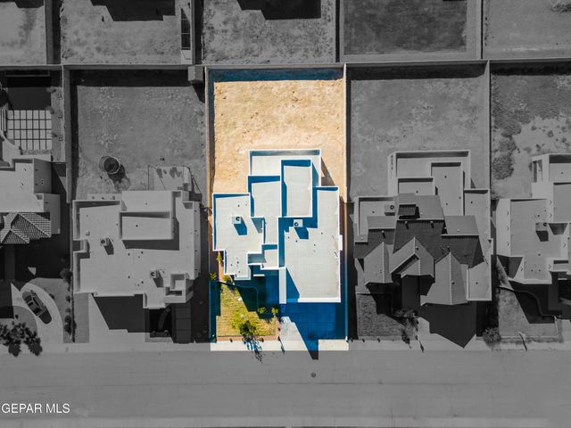 360 RIO DE JAZMIN Circle, El Paso, TX 79932