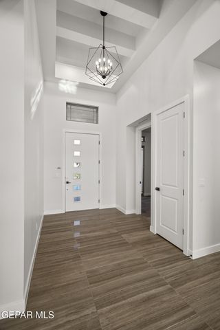 360 RIO DE JAZMIN Circle, El Paso, TX 79932