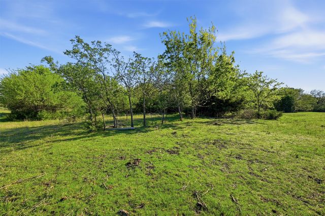 10.5 Dexter Road, Whitesboro, TX 76273