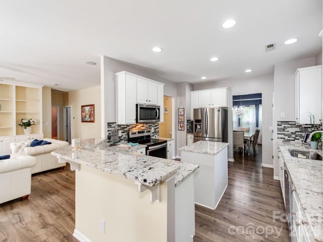 2536 Sandy Ridge Lane, Matthews, NC 28105