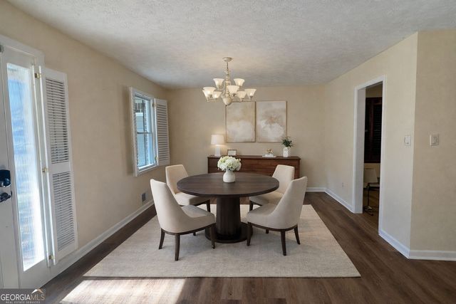 370 Merrydale Drive SW, Marietta, GA 30064