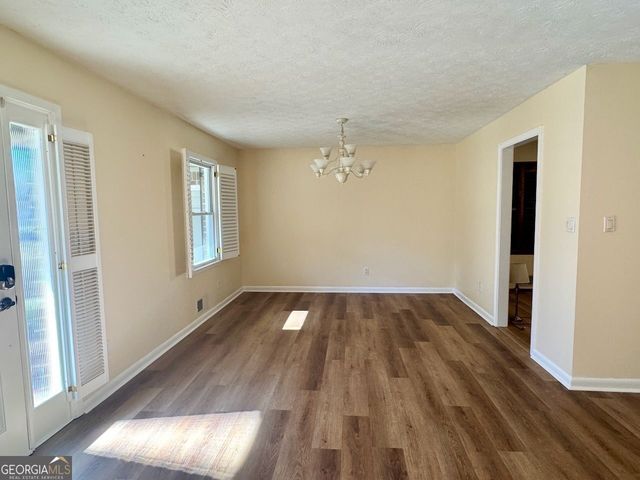 370 Merrydale Drive SW, Marietta, GA 30064