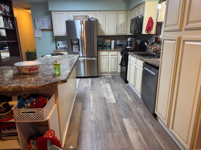 406 NE 6TH, Atkins, AR 72823