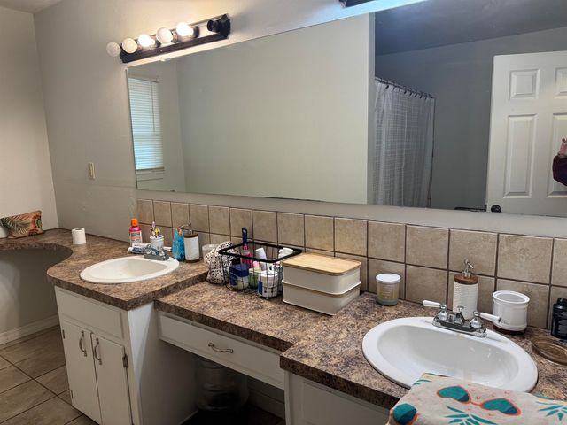 406 NE 6TH, Atkins, AR 72823