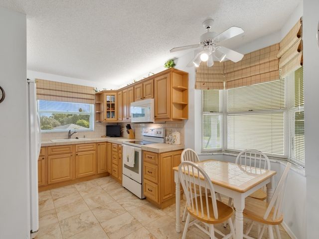 375 N Grove Isle Circle 375, Vero Beach, FL 32962