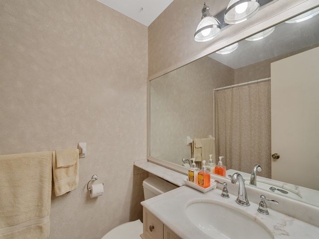375 N Grove Isle Circle 375, Vero Beach, FL 32962