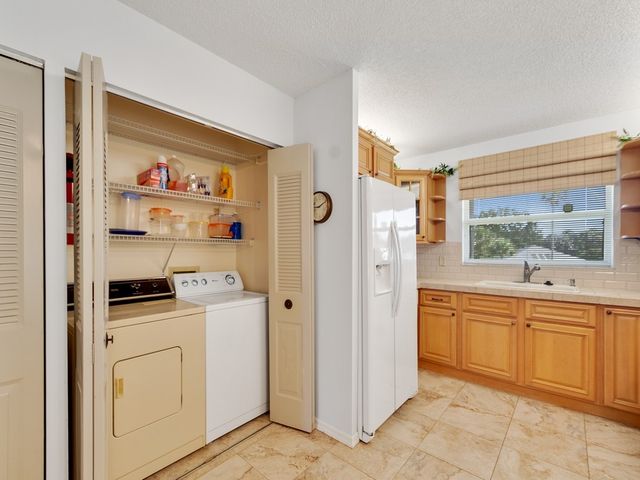 375 N Grove Isle Circle 375, Vero Beach, FL 32962