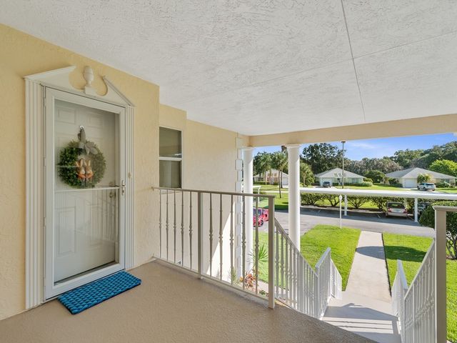 375 N Grove Isle Circle 375, Vero Beach, FL 32962