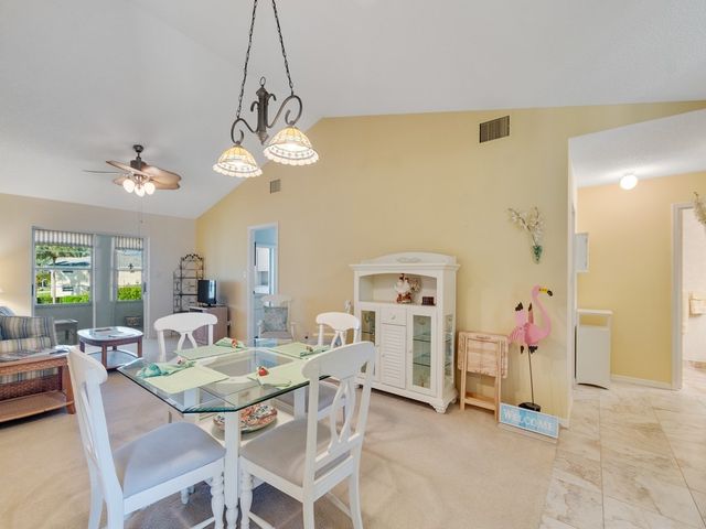 375 N Grove Isle Circle 375, Vero Beach, FL 32962
