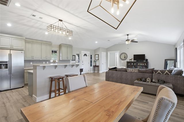 15200 Storm DR, Austin, TX 78734