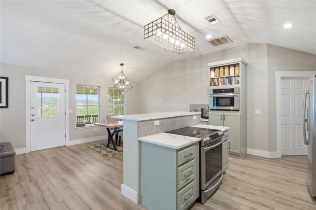 15200 Storm DR, Austin, TX 78734