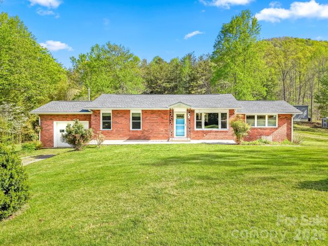 154 Cactus Lane, Franklin, NC 28734