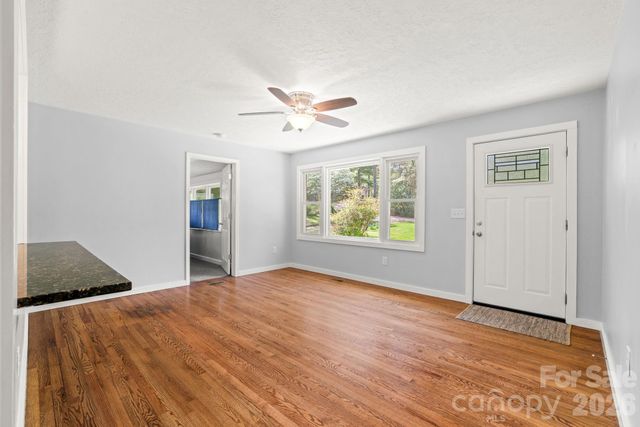 154 Cactus Lane, Franklin, NC 28734