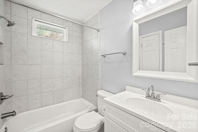 154 Cactus Lane, Franklin, NC 28734