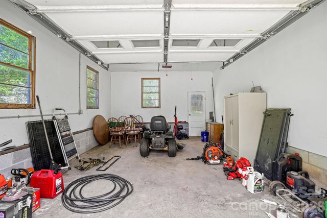 154 Cactus Lane, Franklin, NC 28734
