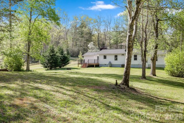 154 Cactus Lane, Franklin, NC 28734