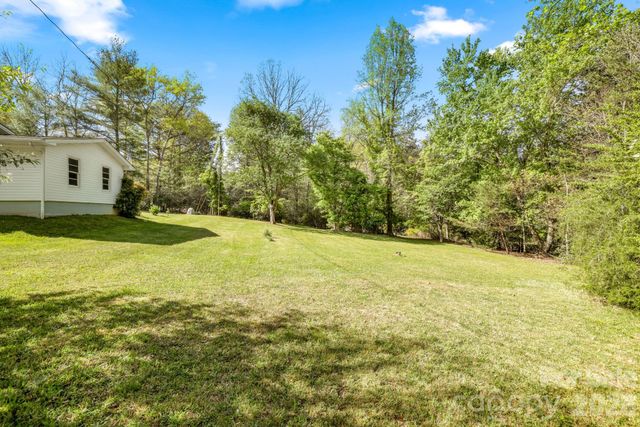 154 Cactus Lane, Franklin, NC 28734