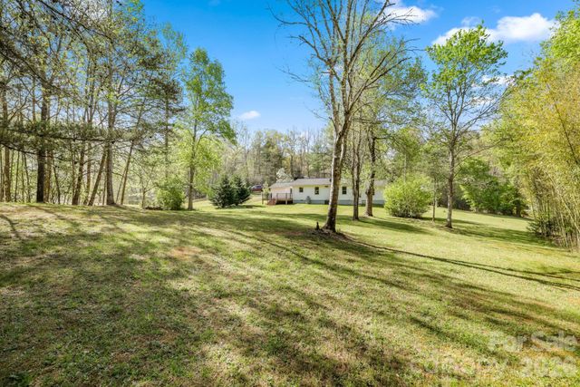 154 Cactus Lane, Franklin, NC 28734