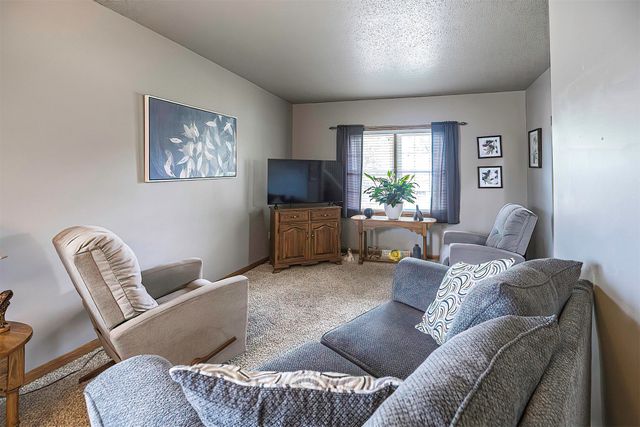 2702 WASHINGTON Avenue, Erie, PA 16508